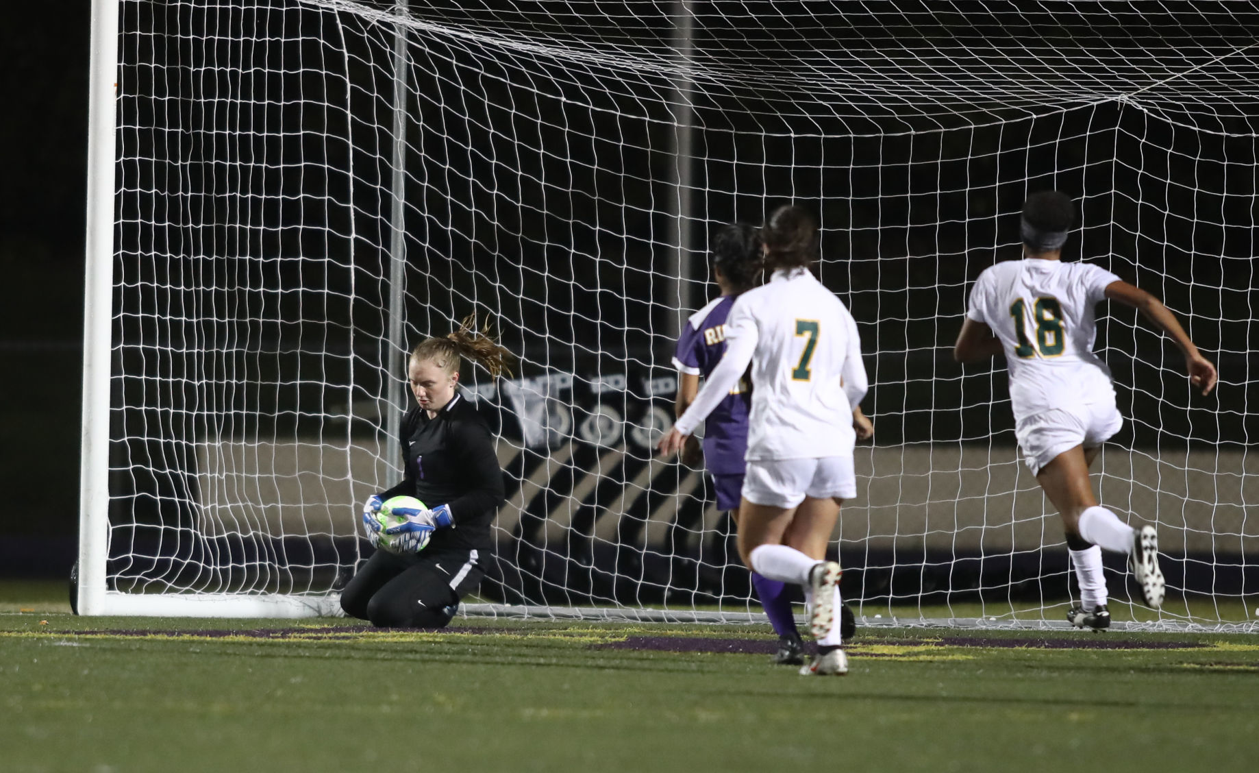 011620 GSoc Righetti vs St Joseph 05.jpg